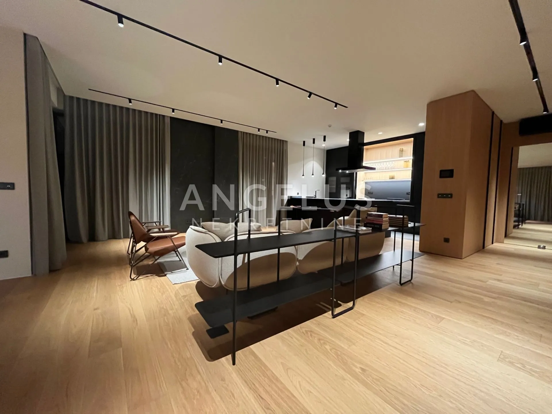 zagreb, centar - luksuzni stan 150m2 s lođom i duplom garažom - slika 6