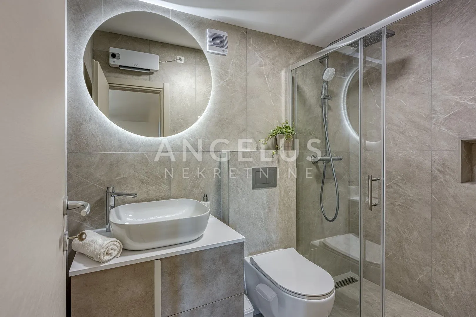 istra, labin - renovirana kuća za dugoročni najam, 45m2 - slika 26
