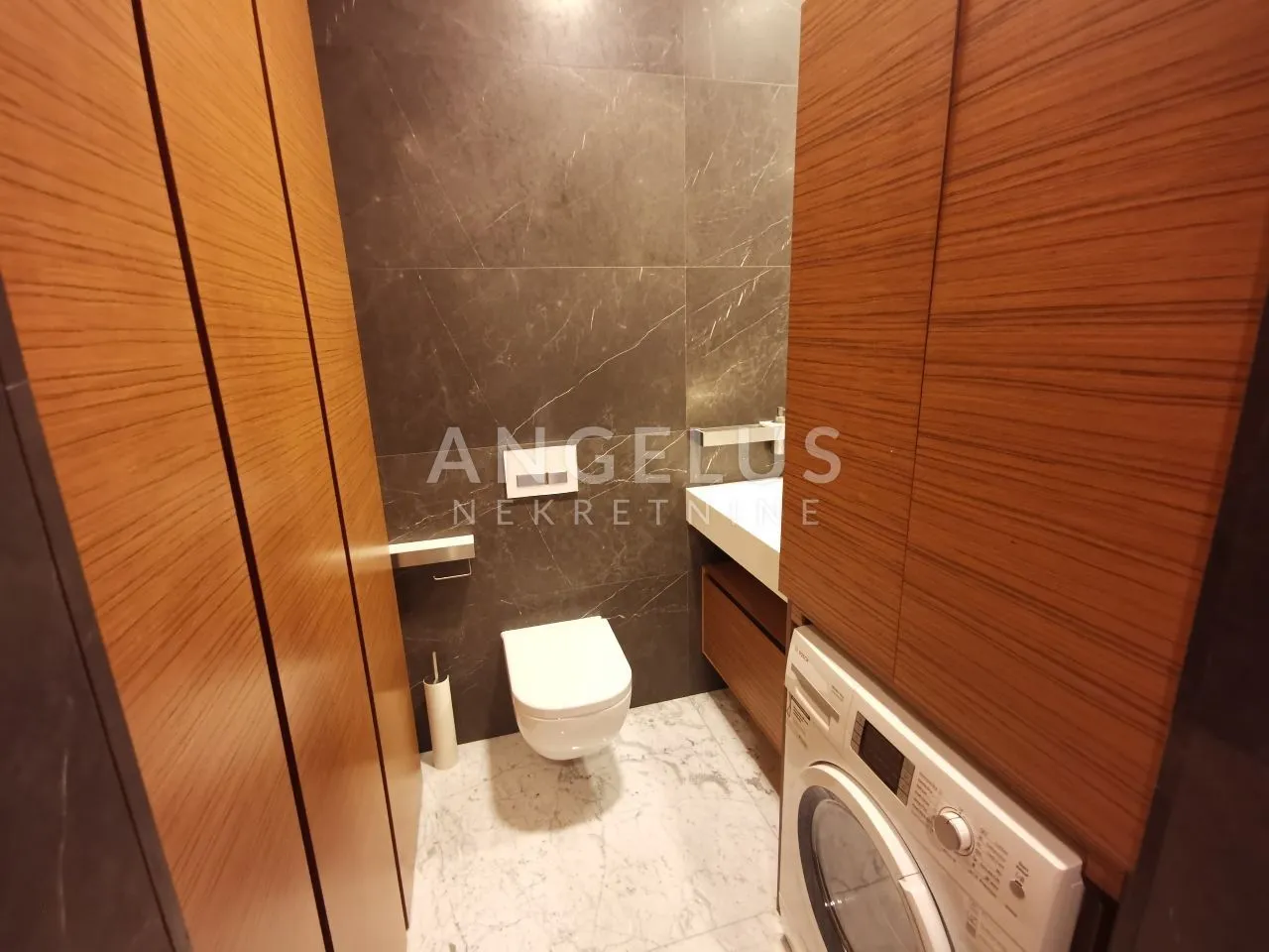 zagreb, centar - luksuzni stan 90m2 moderno opremljen - slika 11