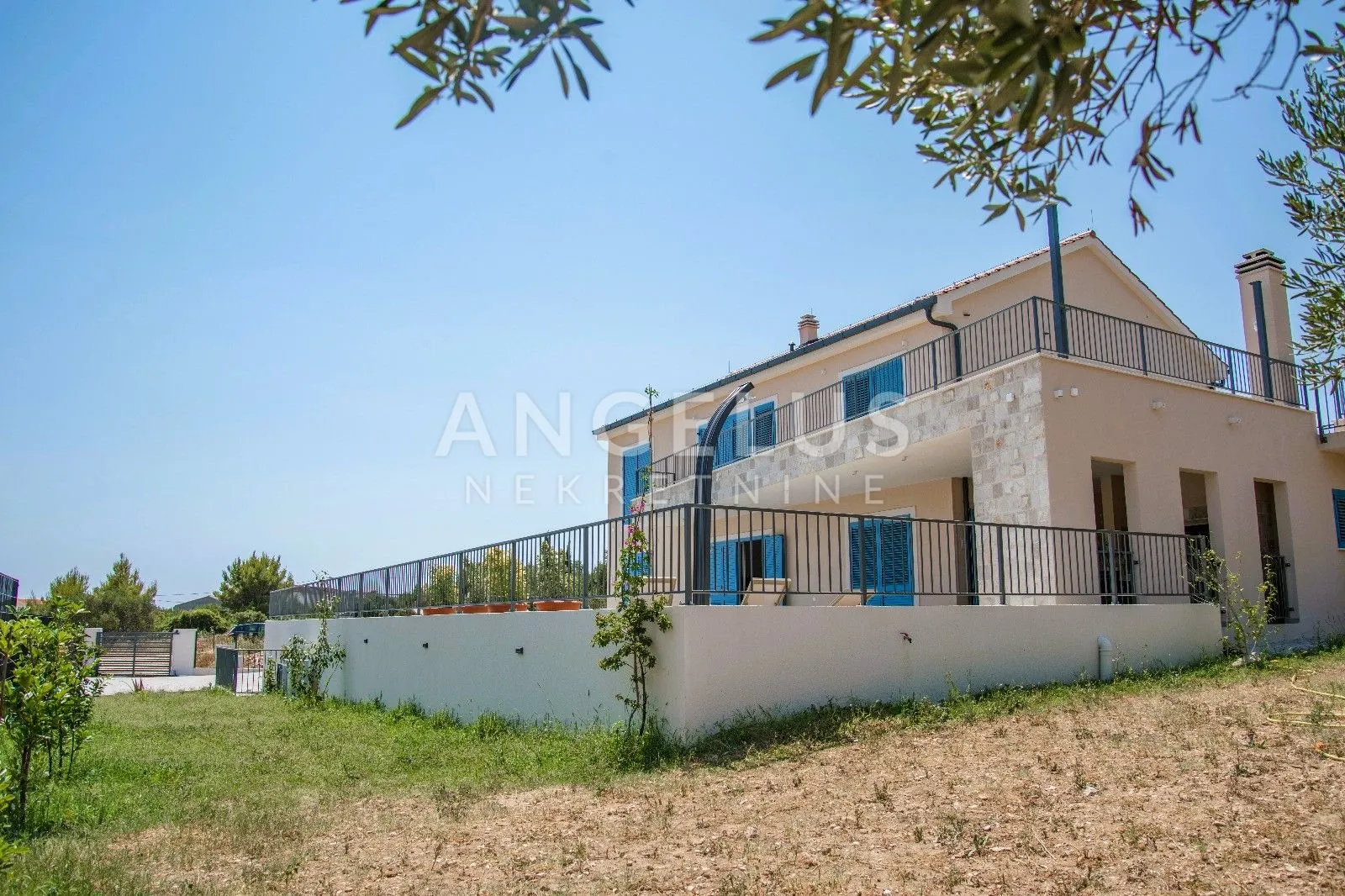 kaštel novi - novoizgrađena mediteranska kuća sa bazenom prodaja - slika 34