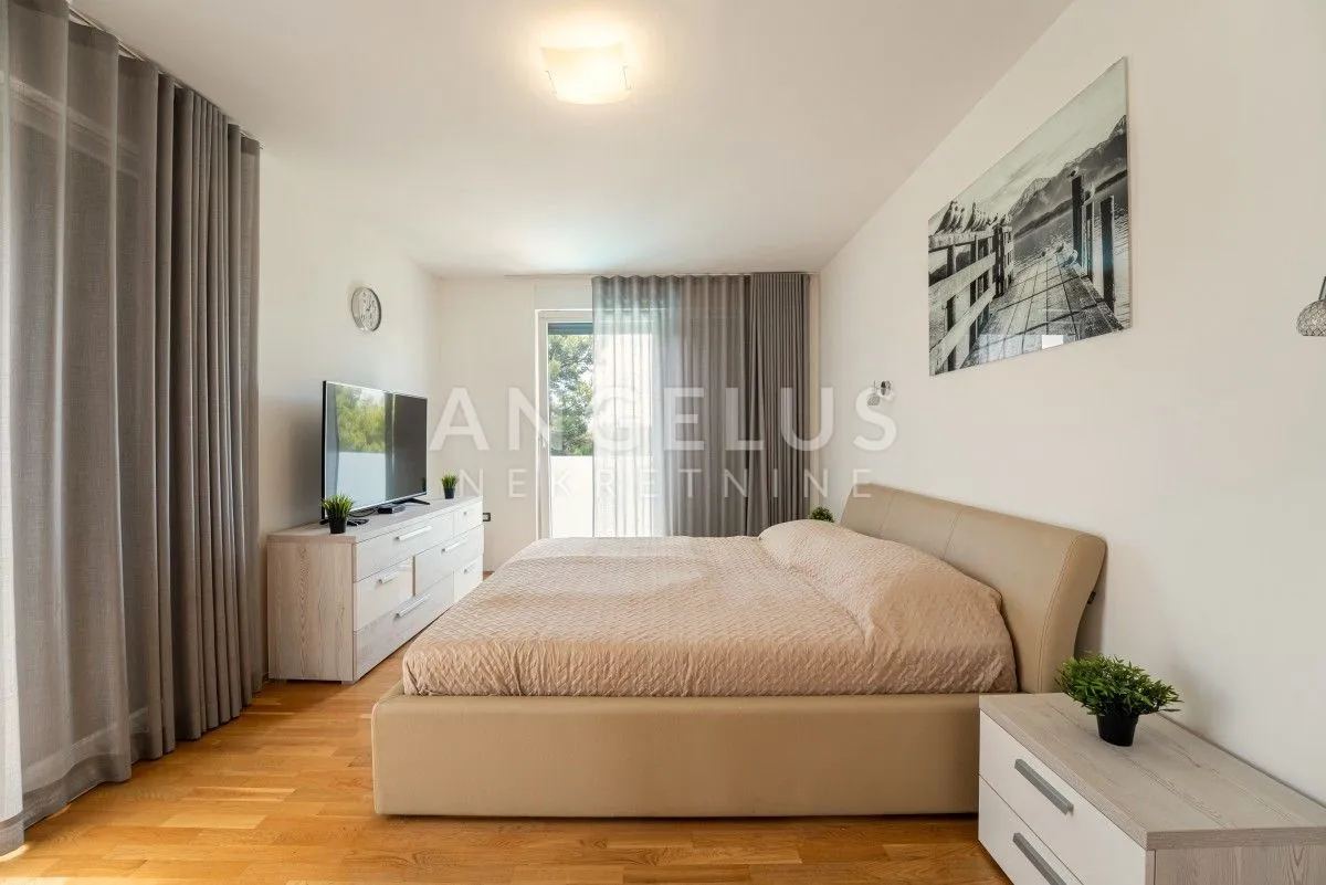 istra, pula - vila s bazenom za dugoročni najam, 285m2 - slika 29