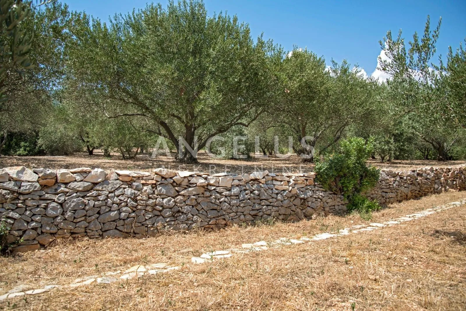 kaštel novi - novoizgrađena mediteranska kuća sa bazenom prodaja - slika 40