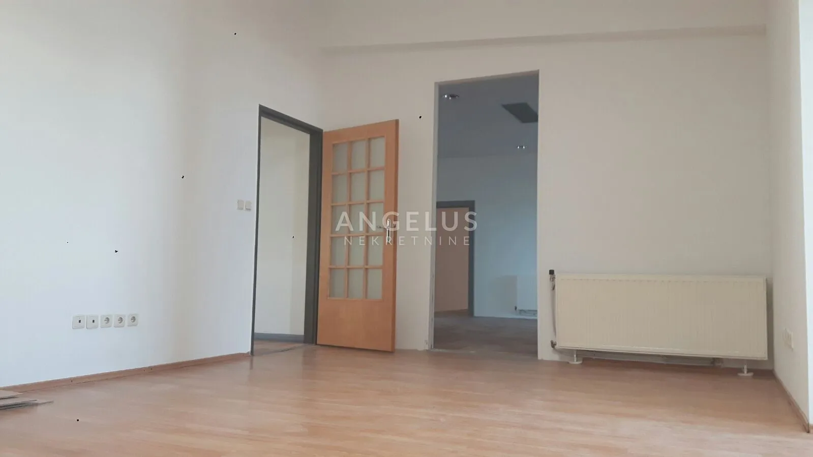 zagreb, buzin - uredsko, prodajno - skladišni prostor 650m2 s parkingom - slika 35