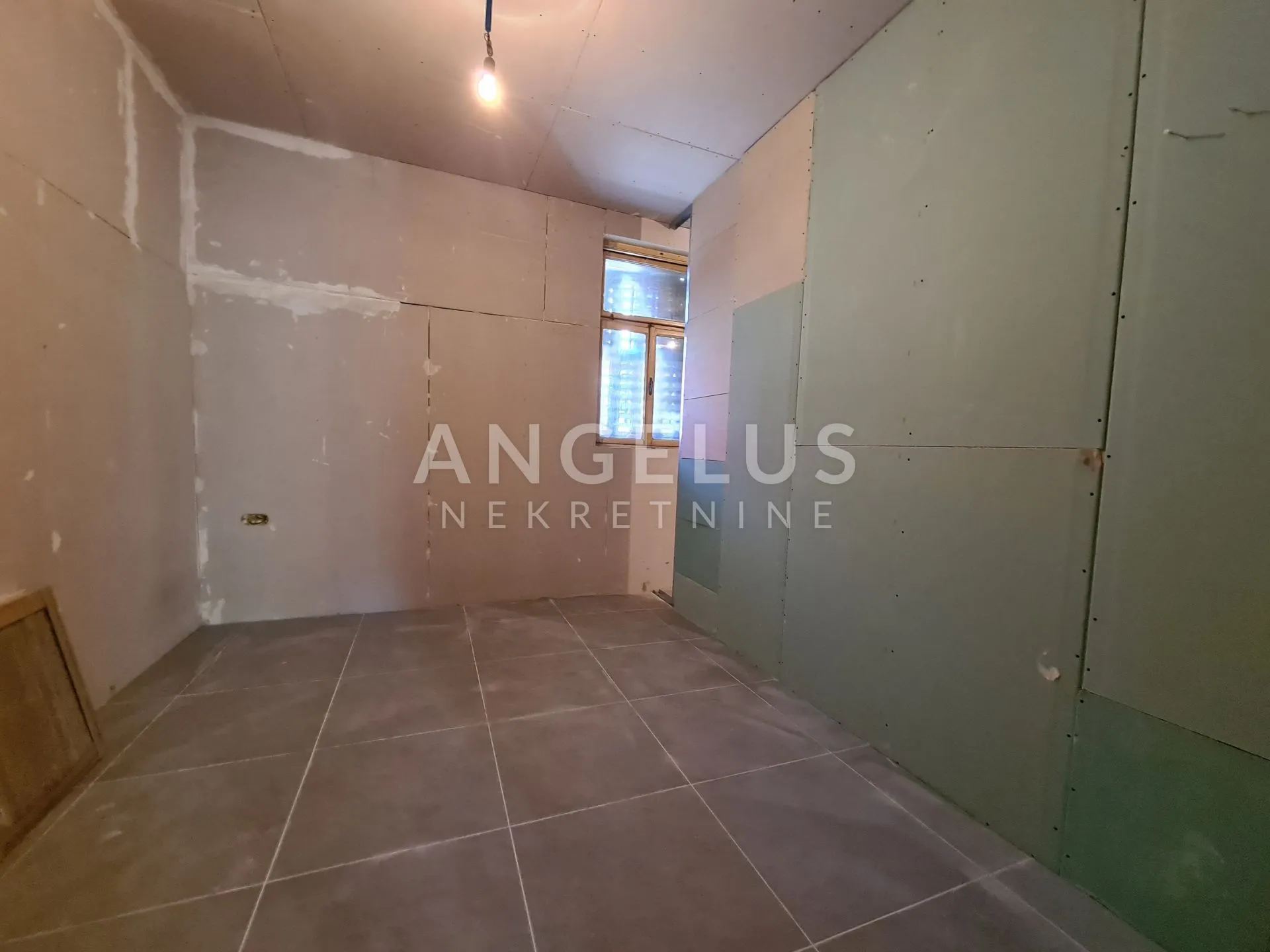 pula, centar - stan u prizemlju s dvorištem, 55m2, prodaja! - slika 13