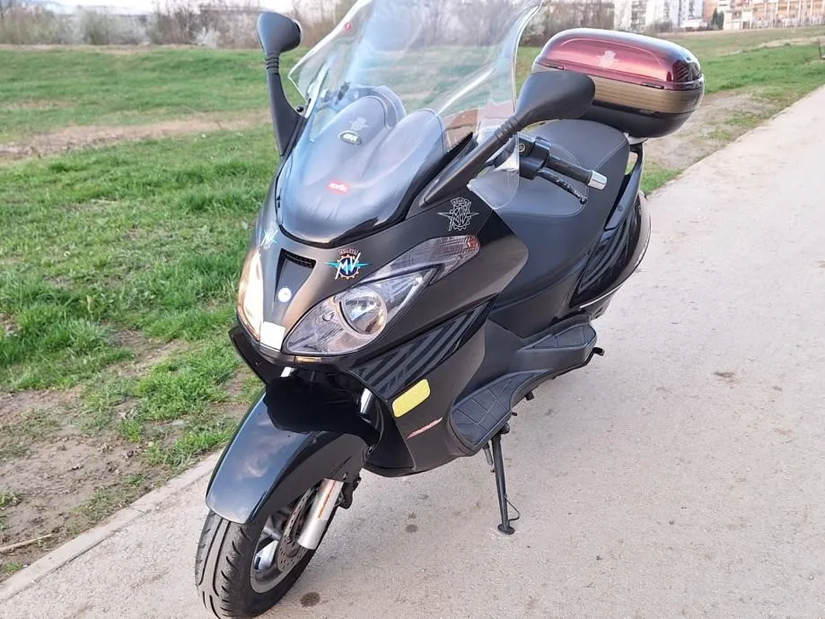 Aprilia Atlantic 300 sport 300 cm3, 2014 god. - Zagreb