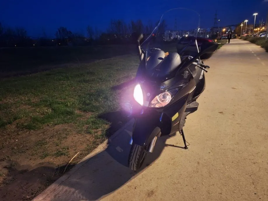 aprilia atlantic 300 sport 300 cm3, 2014 god. - slika 4