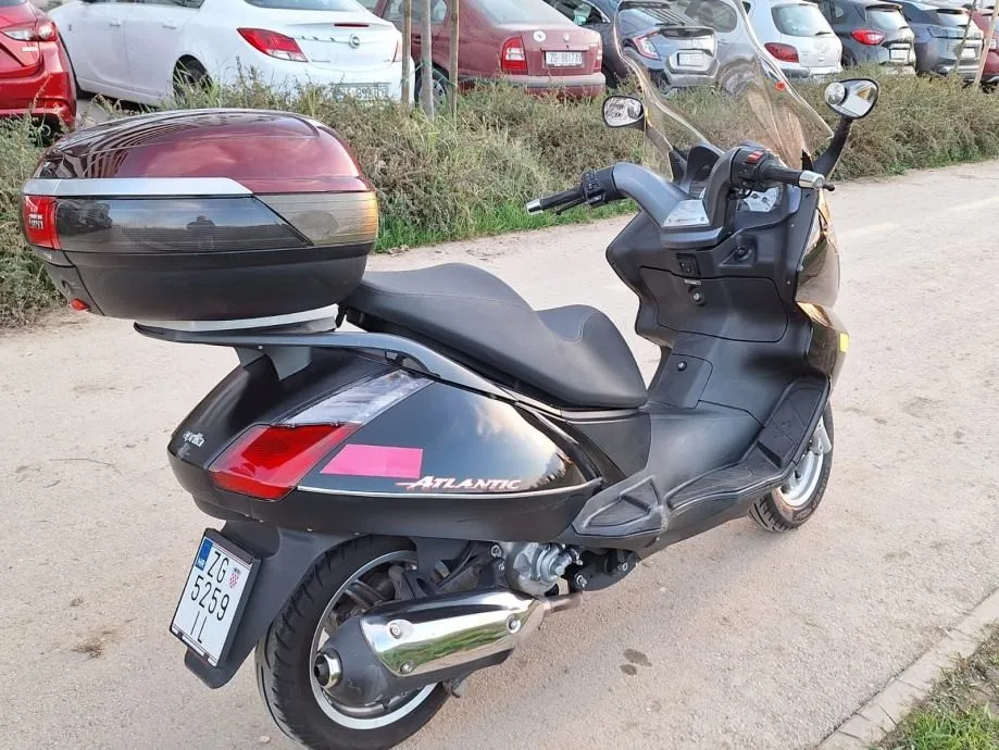 aprilia atlantic 300 sport 300 cm3, 2014 god. - slika 12