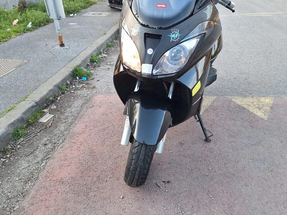 aprilia atlantic 300 sport 300 cm3, 2014 god. - slika 15