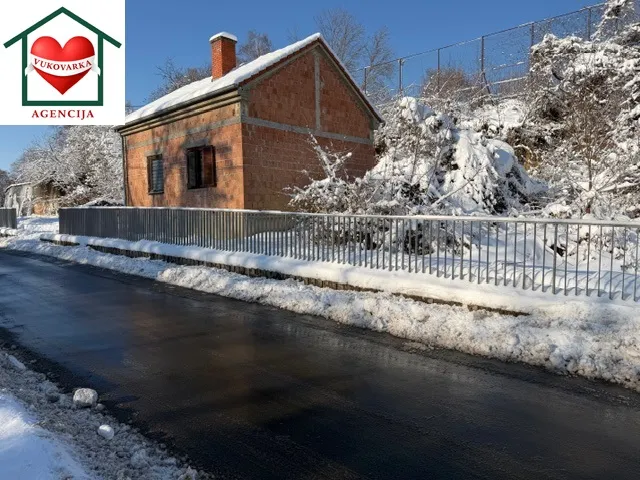 vukovar centar a. augustinčića 14, građevinsko zem. 198 m2 - slika 5