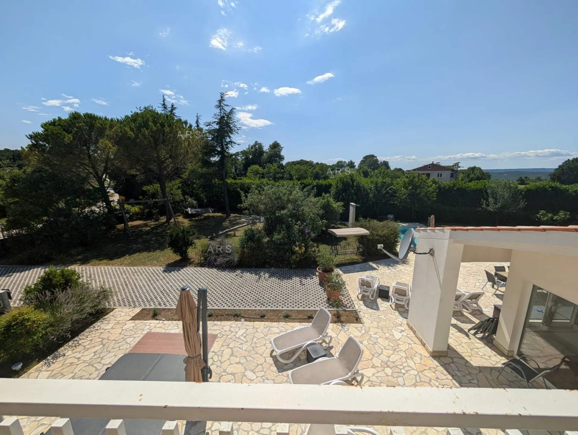 mediteranska rezidencija bezvremenskog luksuza - slika 39