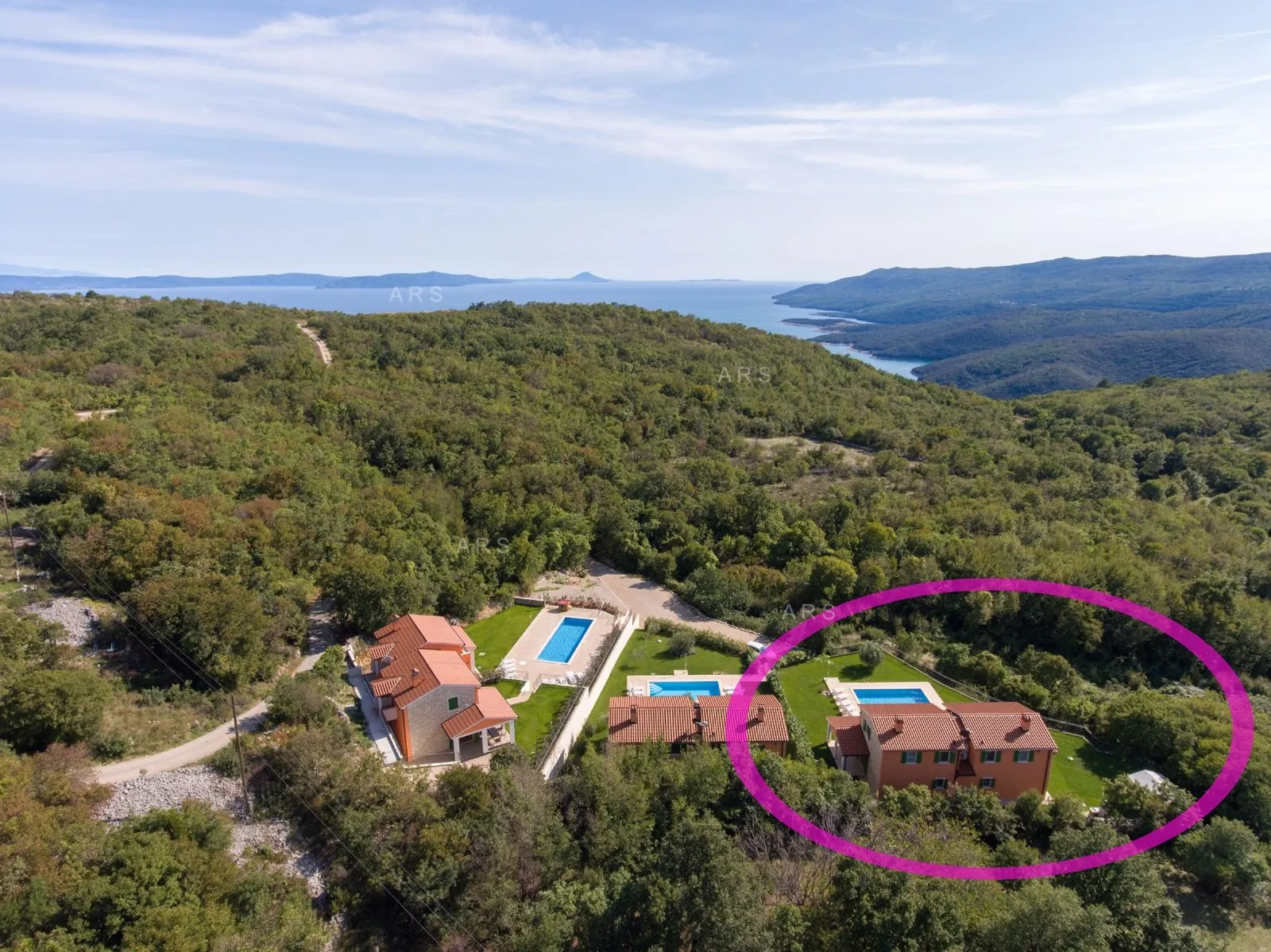 dvojna kuća s bazenom i predivnim panoramskim pogledom - slika 3