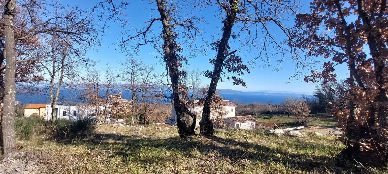 parcela s dozvolom i panoramskim pogledom na more - slika 18