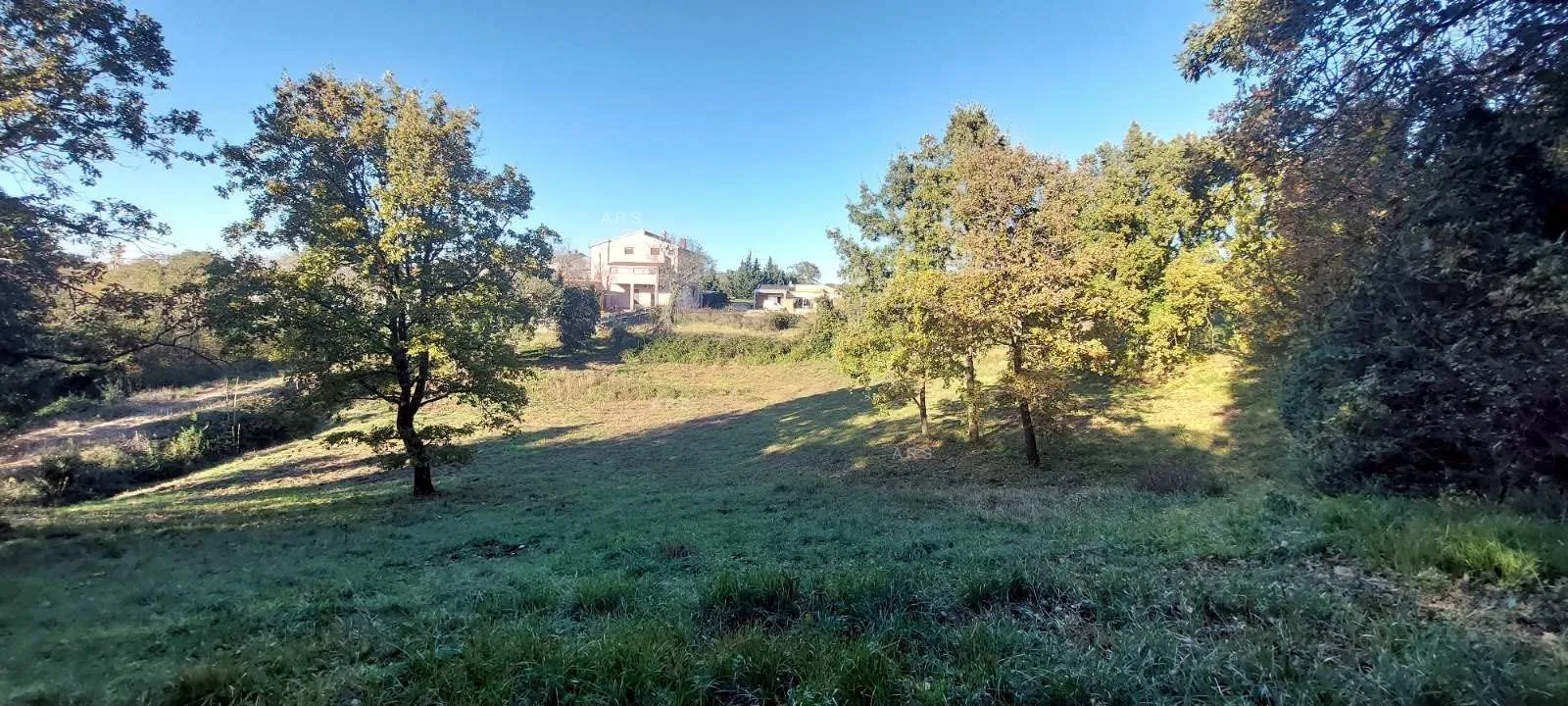 parcele 3.5 km od mora - slika 17