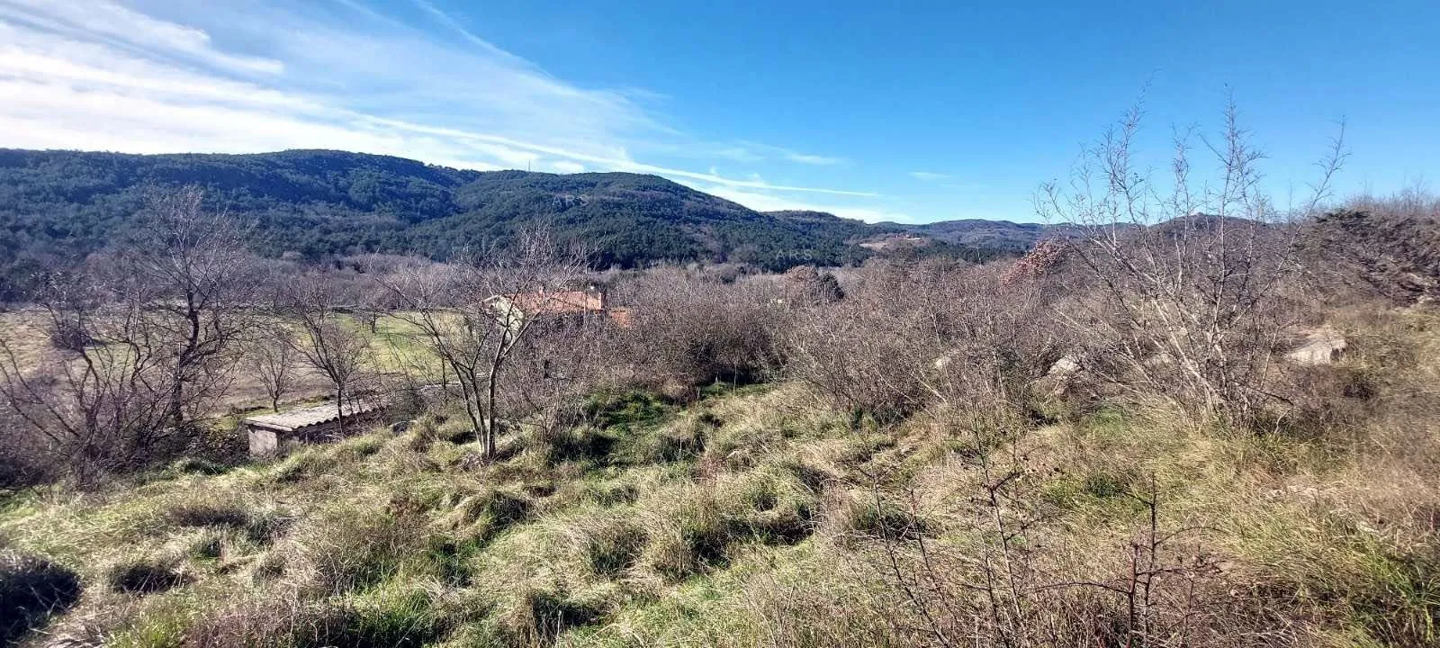 parcela na brežuljku - slika 3