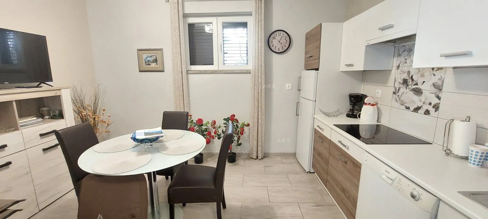 ekskluzivna kuća na 3 etaže i impresivnim pogledom na more - slika 35