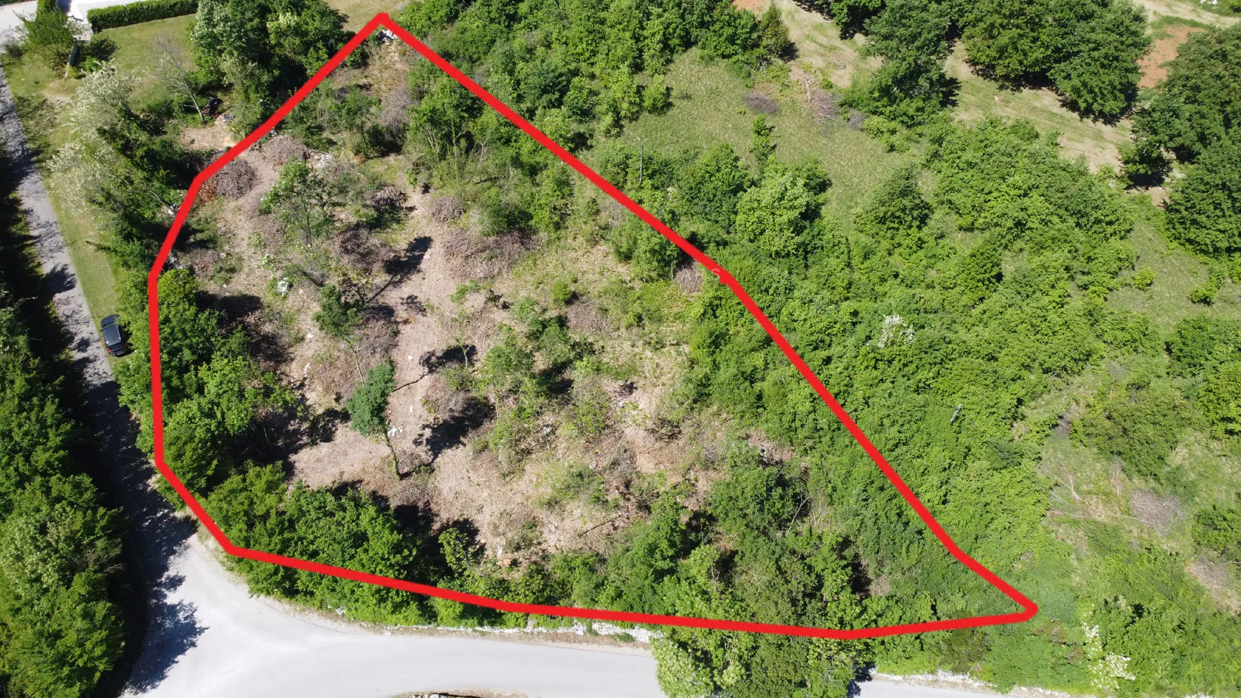 kompleks građevinskog i poljoprivrednog zemljišta s pogledom na brežuljke - slika 4