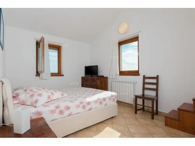dvojna kuća s bazenom i predivnim panoramskim pogledom - slika 16