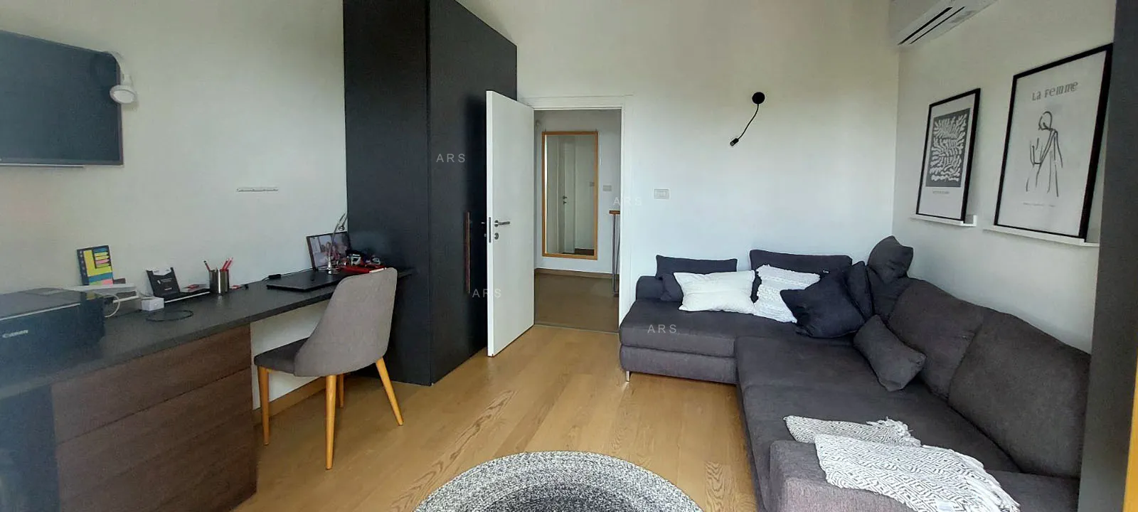 mirna oaza s panoramskim pogledom i bazenom - slika 26
