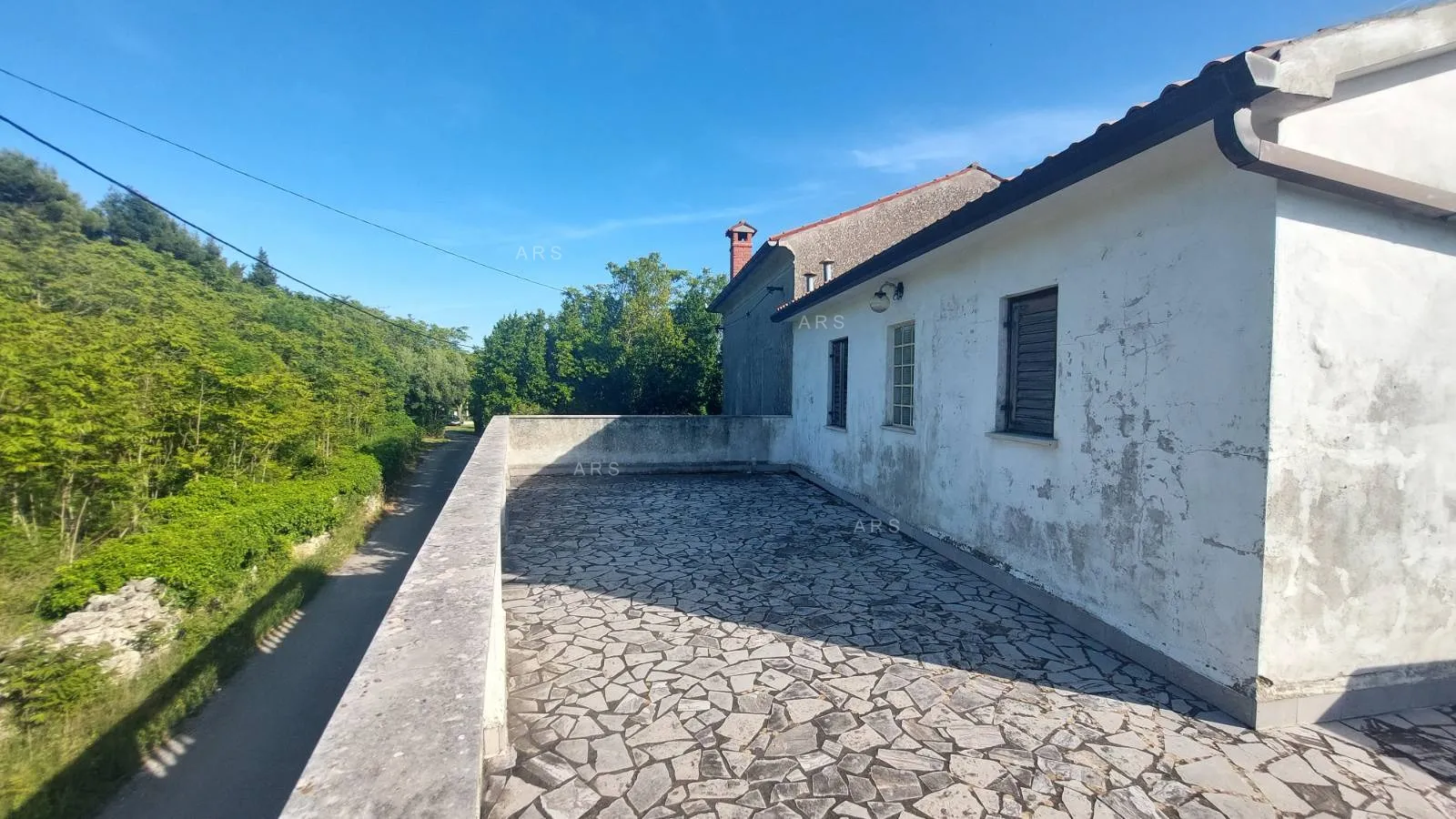 mir, pogled na more i prostor za vaš životni stil - slika 24
