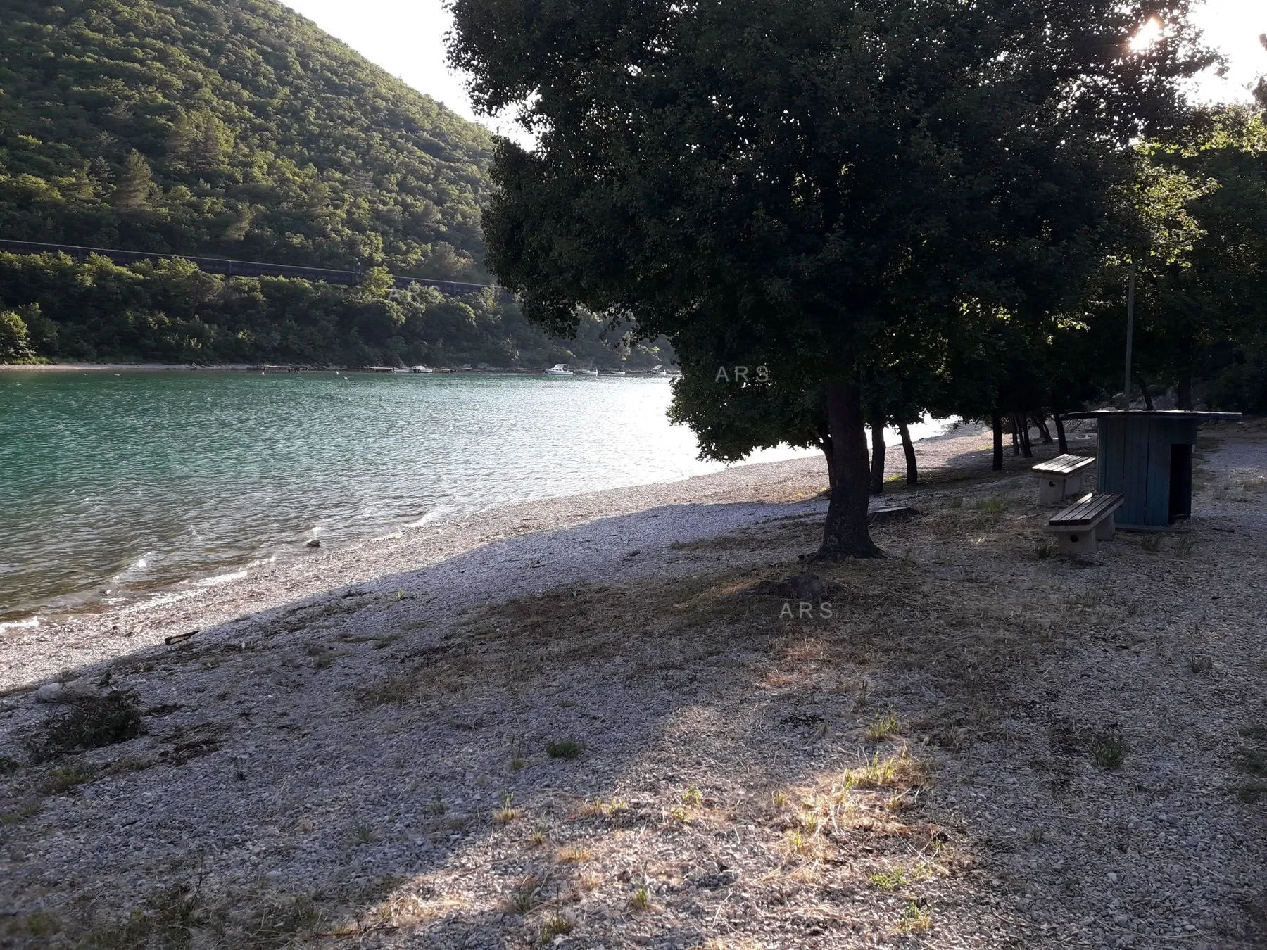 velika parcela s lijepim pogledom na planine - slika 6