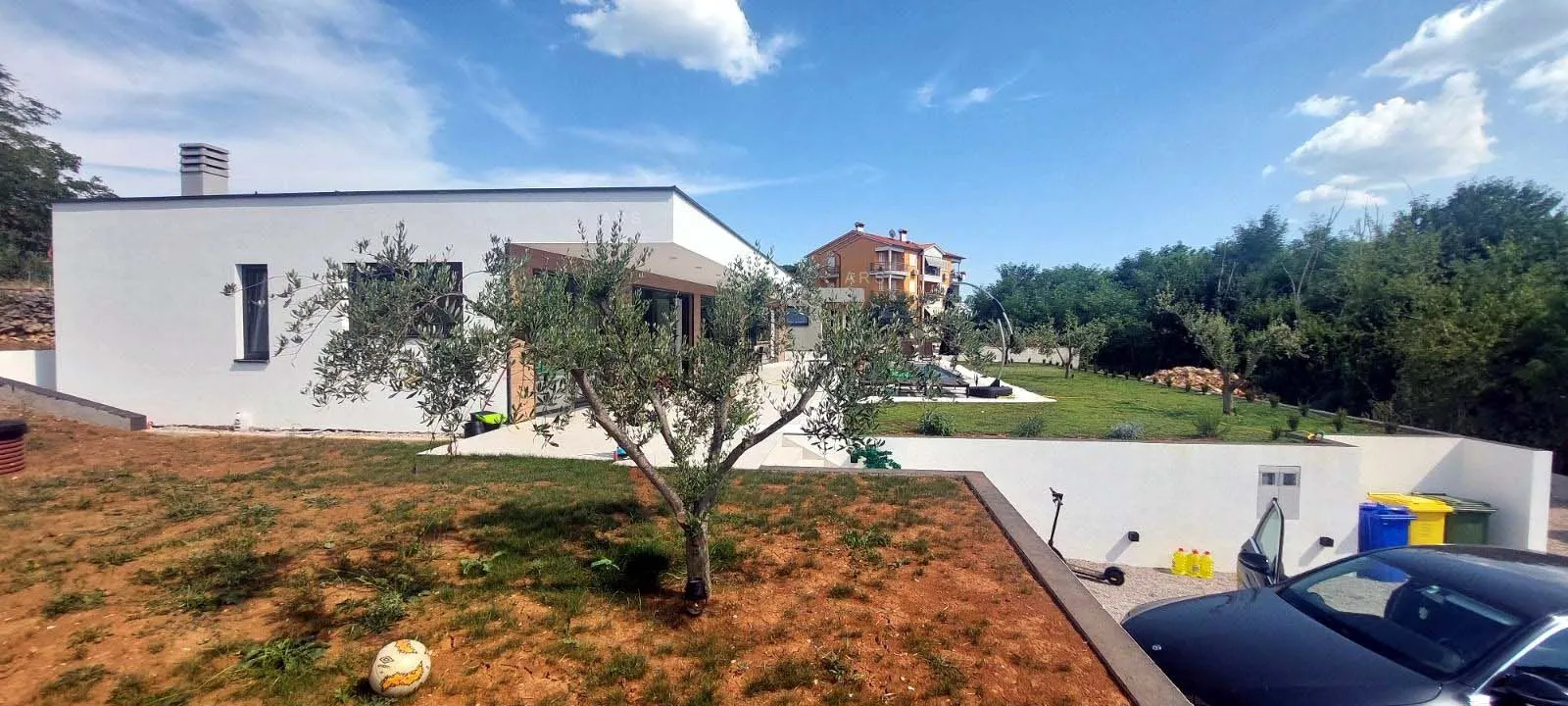 prekrasna vila – dio luksuznog kompleksa - slika 7