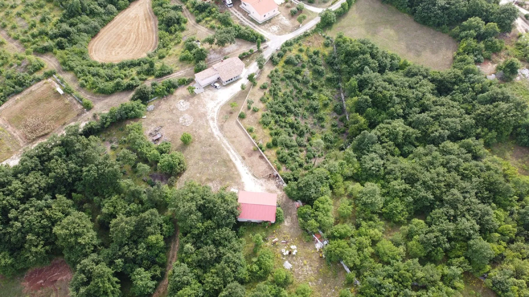 ideano imanje za investiciju u blizini pule - slika 12