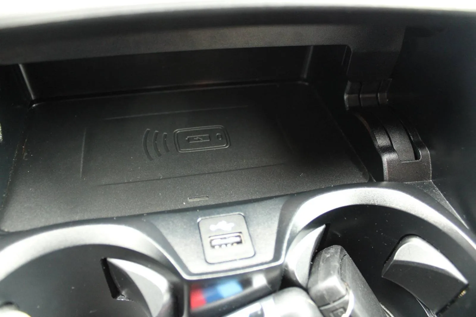 bmw serija 3 320d xdrive automatik m-paket *led, head-up, kamera, navi - slika 18