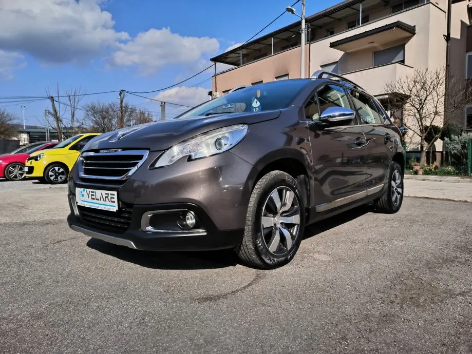 Peugeot 2008 1,6 e-HDi 115 ks, SERVISNA, V. SERVIS, JAMSTVO, REG. 1 G. - Zagreb