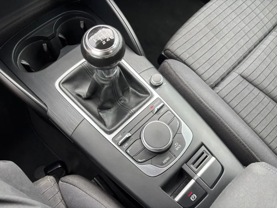 audi a3 1,6 tdi sportback - slika 13