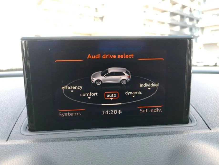 audi a3 2,0 tdi s-tronic bi-xenon - slika 16