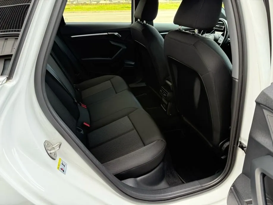 audi a3 35 tfsi °virtual°navigacija°kamera°matrix°reg:22.04.2027° - slika 23