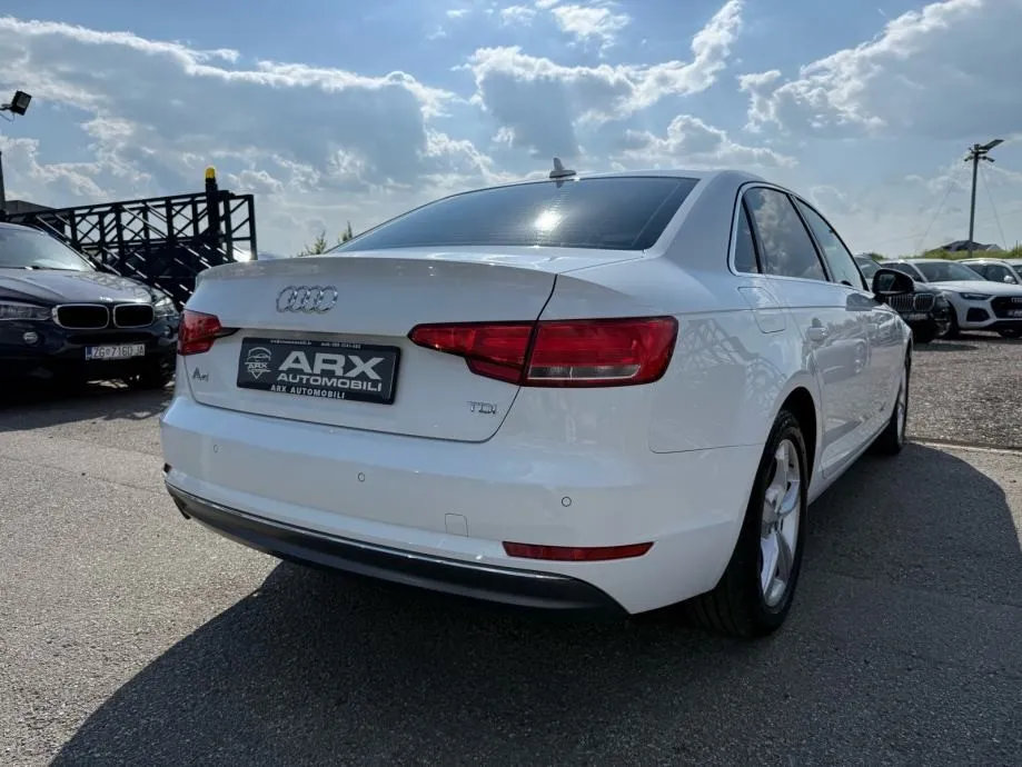 audi a4 2.0 tdi s-tronic sport °virtual°velika navi°sportska sjedala° - slika 6