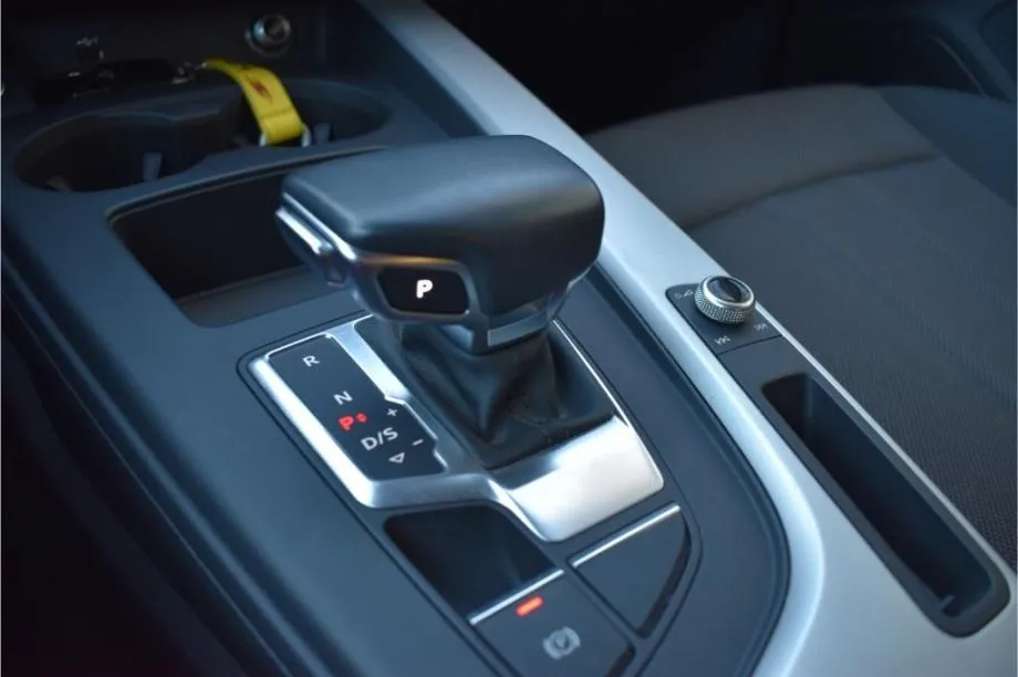 audi a4 30 tdi avant automatik s-tronic,facelift ***veliki servis*** - slika 17