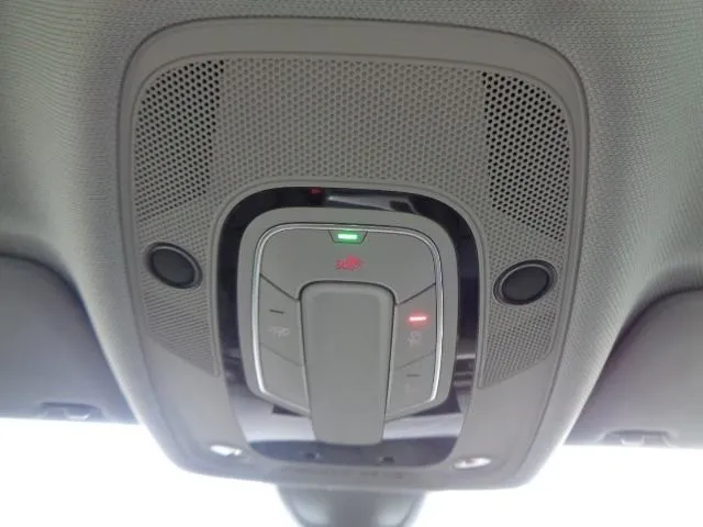 audi a4 30 tdi str edit/hr/1.vl./pdv/nav/led/3zk/gr.sj./kam/temp/83tkm - slika 24