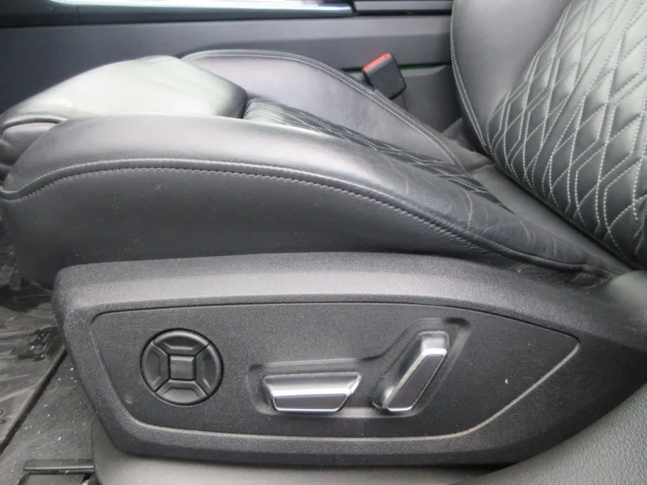 audi a6 avant 50 tdi quattro s-tronic;3x s-line; black optic; u pdv-u - slika 26