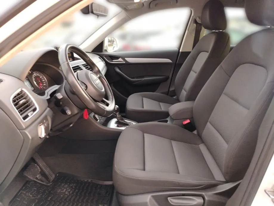 audi q3 2,0 tdi s tronic - slika 7