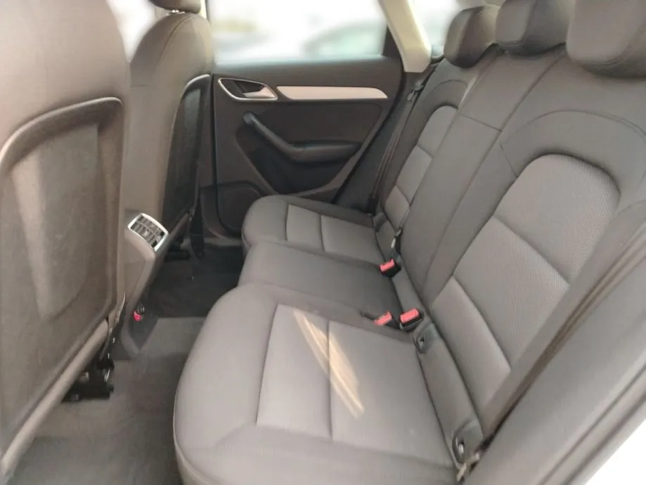 audi q3 2,0 tdi s tronic - slika 11