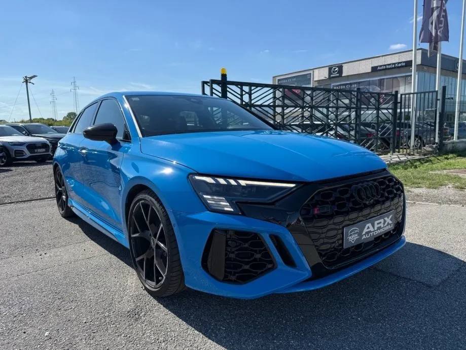 Audi RS3 2.5TFSI °VIRTUAL°BANG&OLUFSEN°KEYLESS°AMBI.-LIGHT°KAMERA - Sesvete, Zagreb