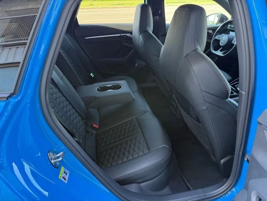 audi rs3 2.5tfsi °virtual°bang&olufsen°keyless°ambi.-light°kamera - slika 25