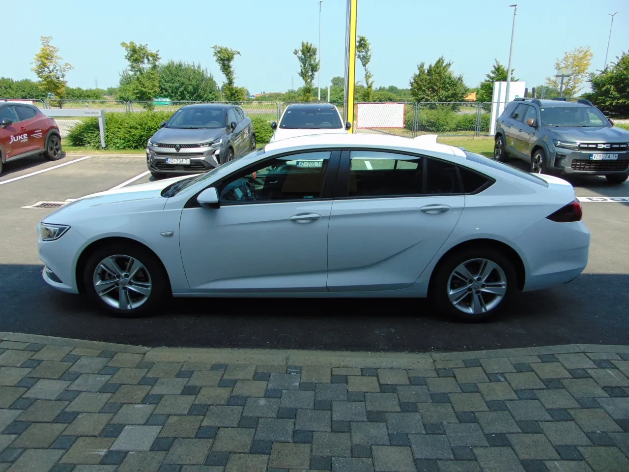 opel insignia grand sport 1,6 cdti edition - slika 5