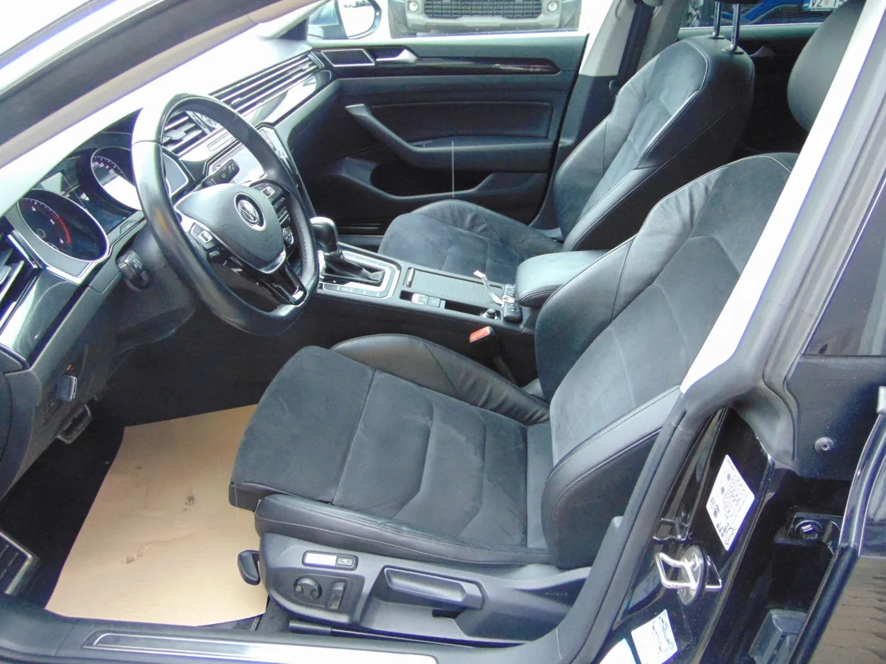 vw arteon 2,0 tdi bmt elegance dsg - slika 7