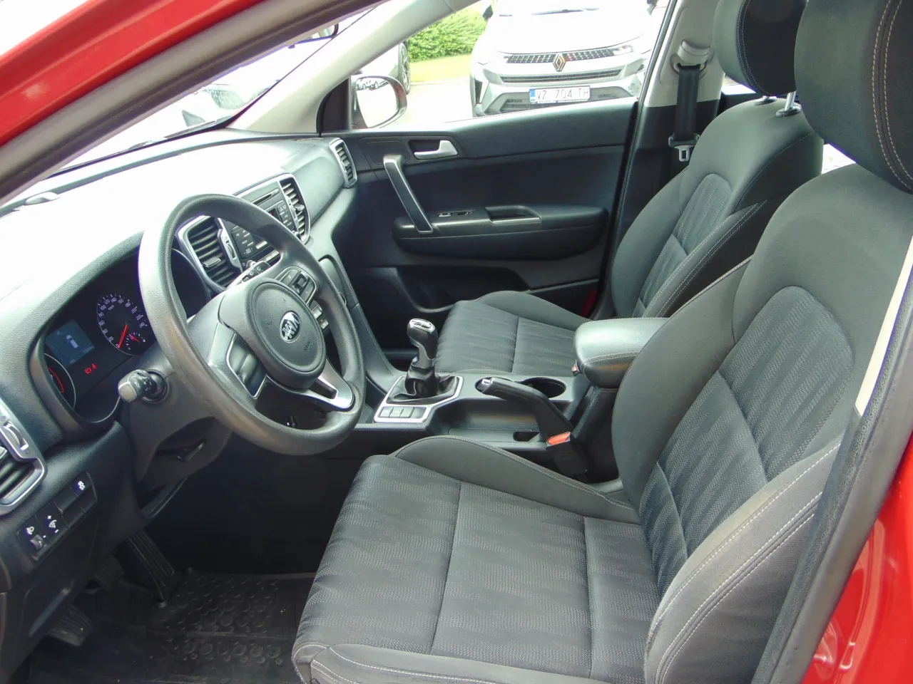 kia sportage 2wd 1,6 gdi lx active eco - slika 10