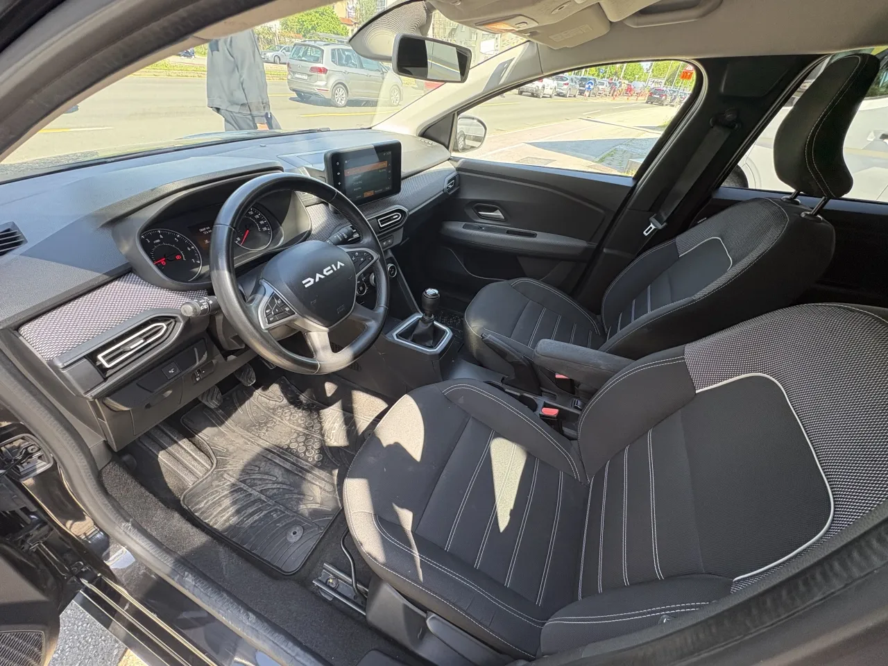 dacia jogger 1,0 tce 110 expression (5 sjedala) - slika 13