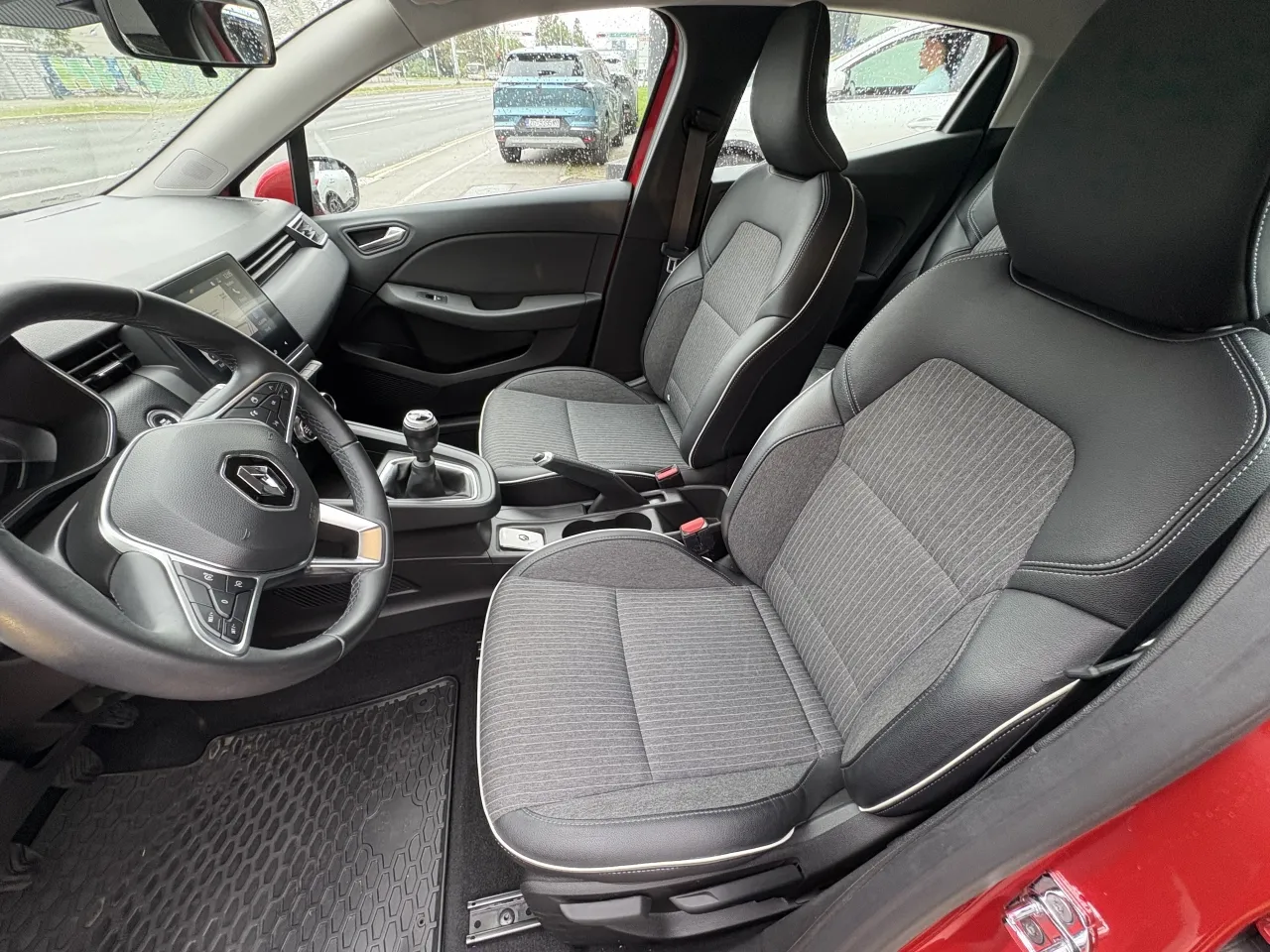 renault clio tce 90 intens - slika 10