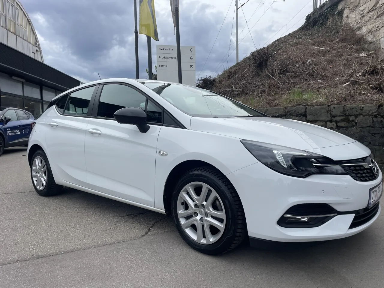 opel astra 1,5 d edition - slika 3