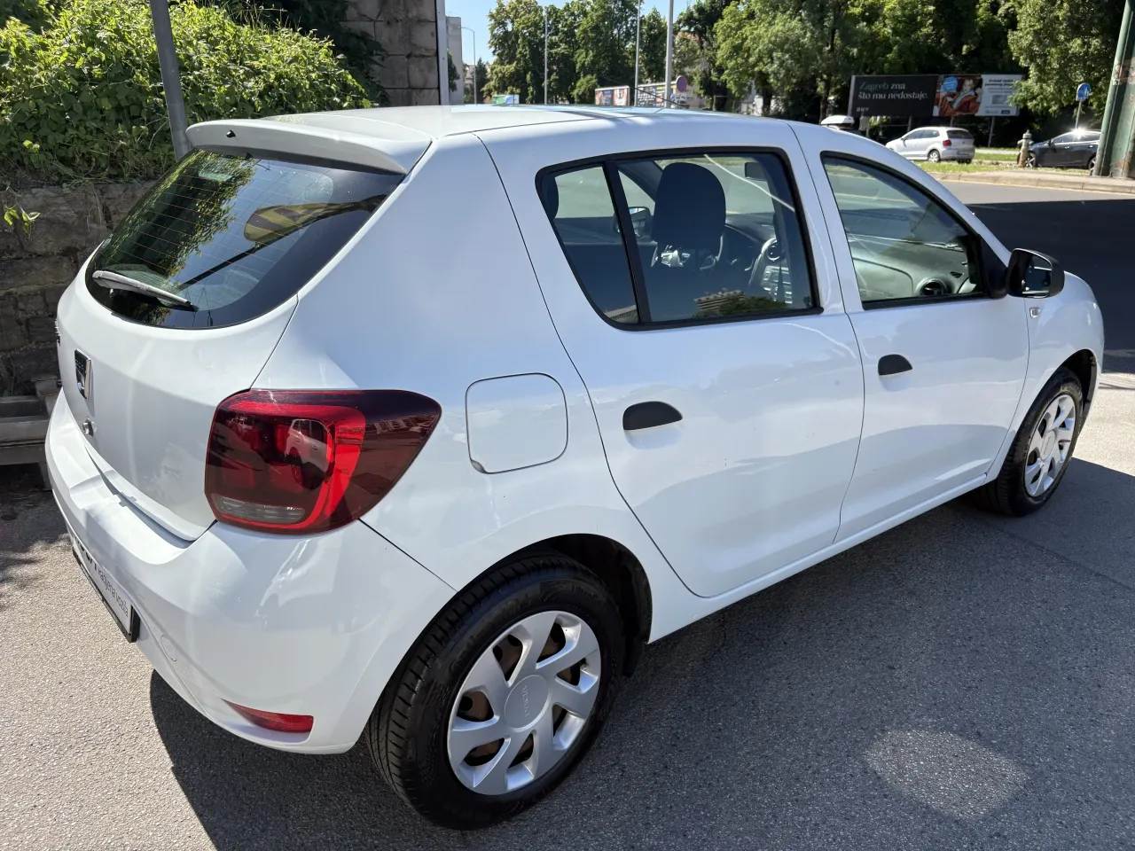 dacia sandero 1,5 dci 75 ambiance - slika 6