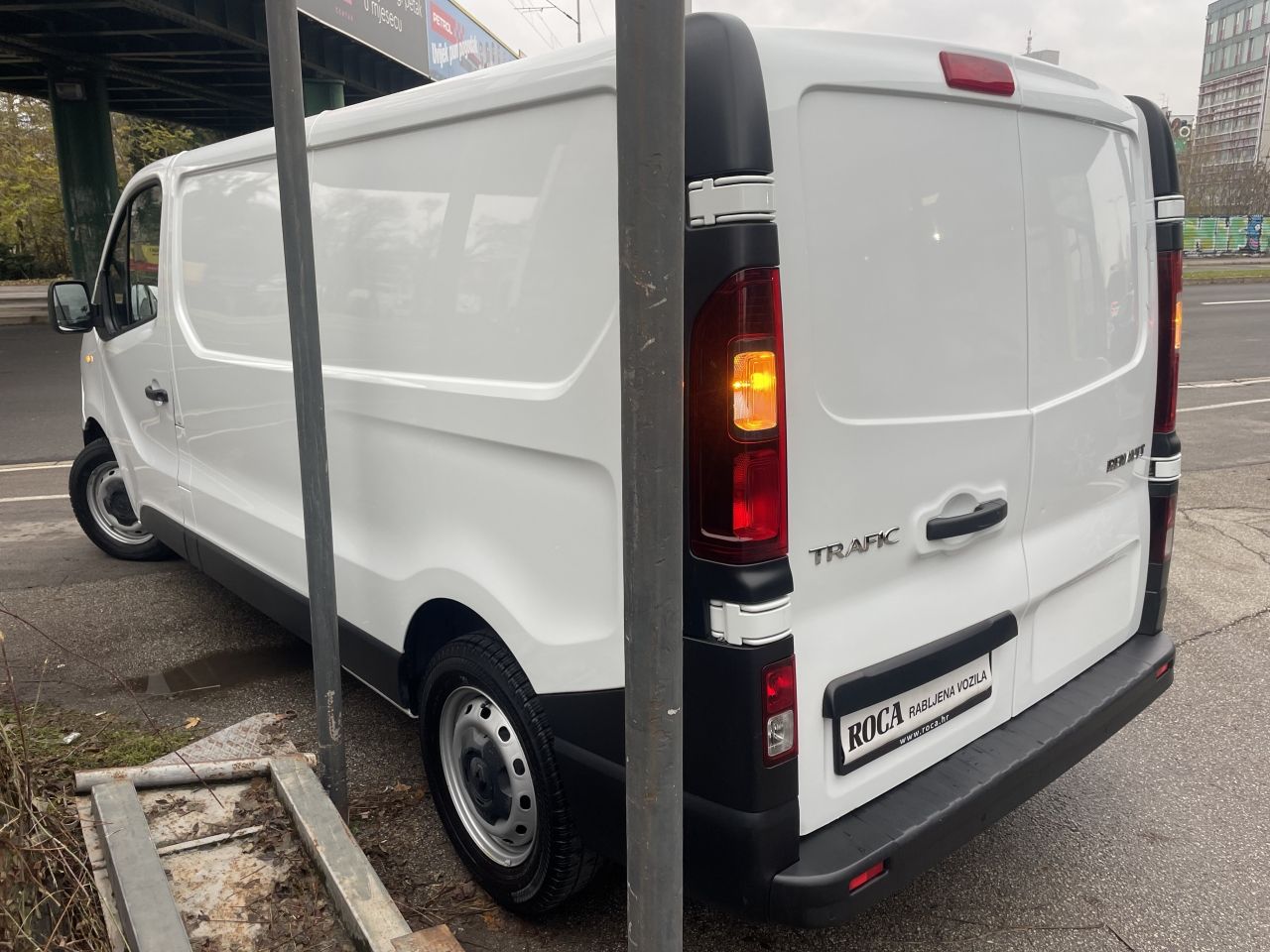 renault trafic furgon 2,0 dci 120 l2h1p2 - slika 7