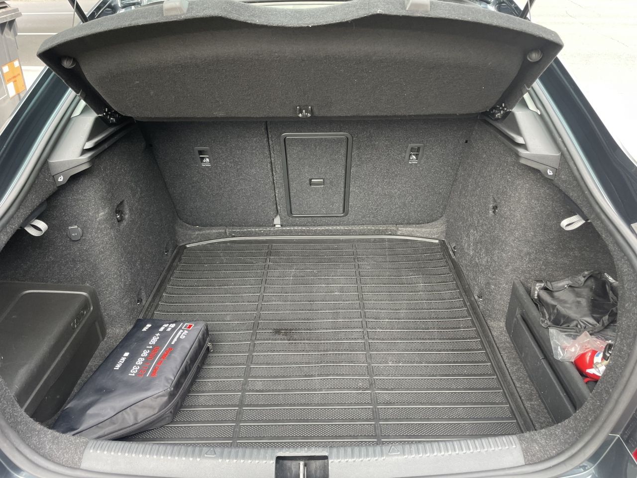 škoda octavia 1,6 tdi style - slika 11