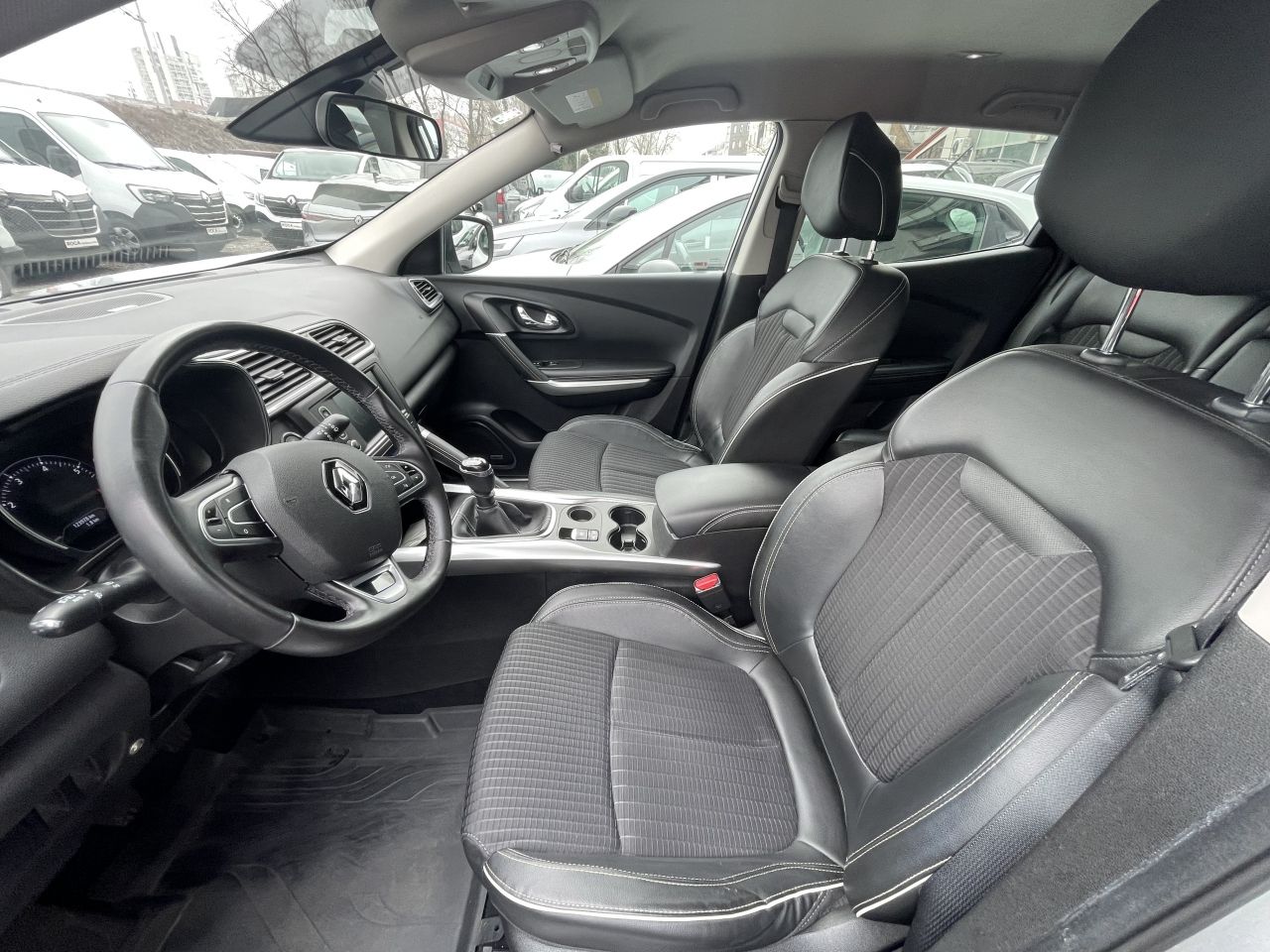 renault kadjar tce 130 energy bose - slika 11