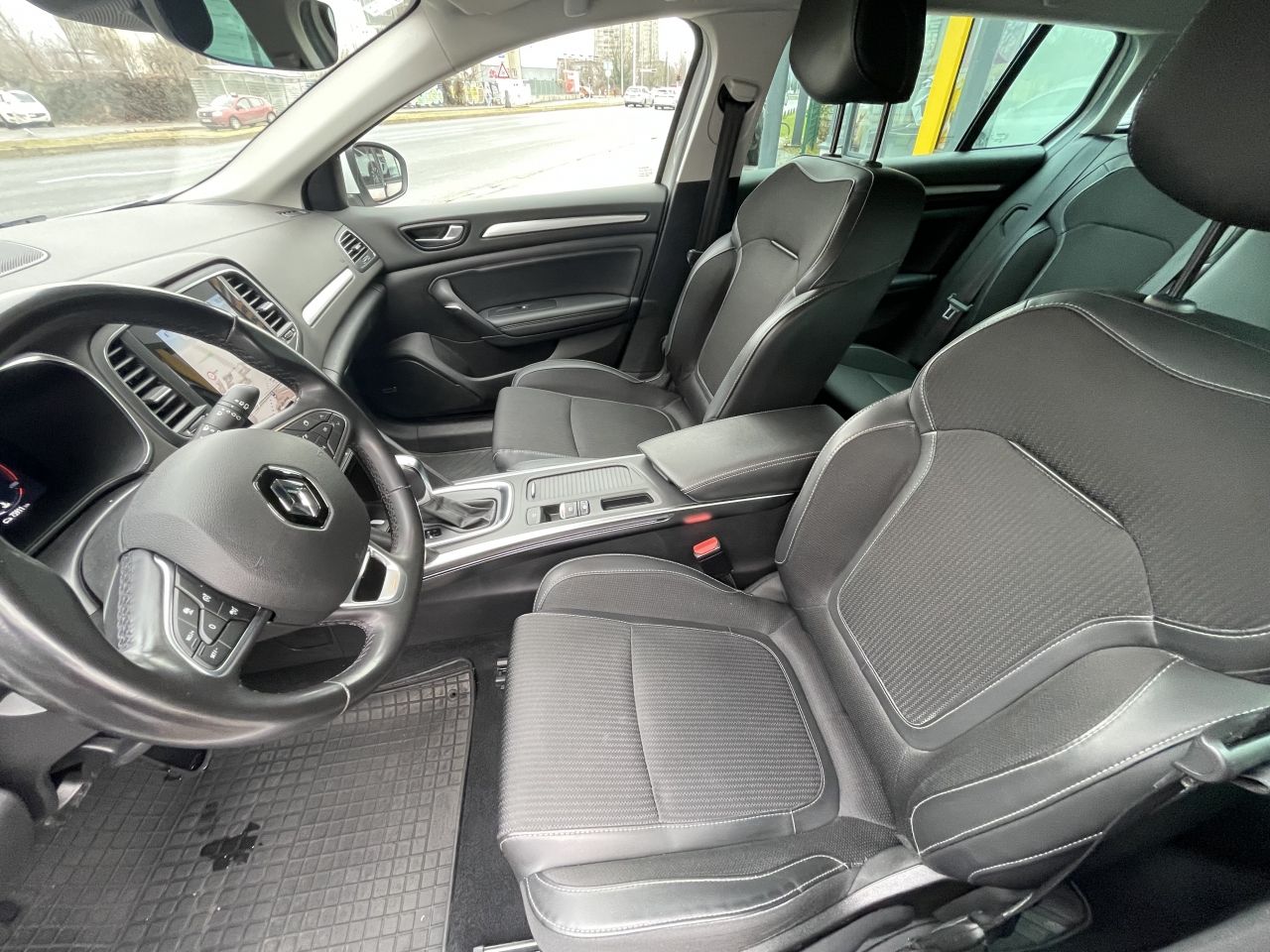 renault mégane grandtour blue dci 115 editon one edc - slika 19